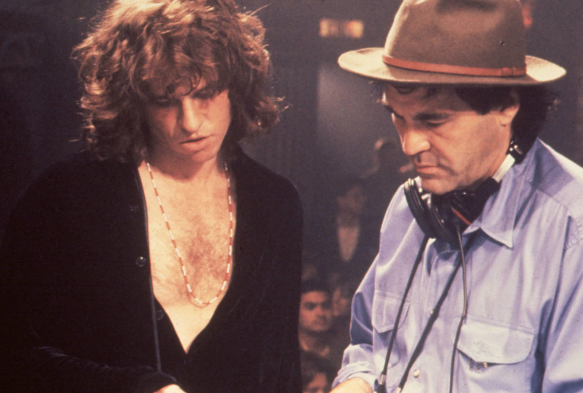 The Doors Film Complet Français Youtube Film The Doors, 30 ans après, une oeuvre à double tranchant | Culturesco